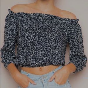 Brandy Melville Top<3